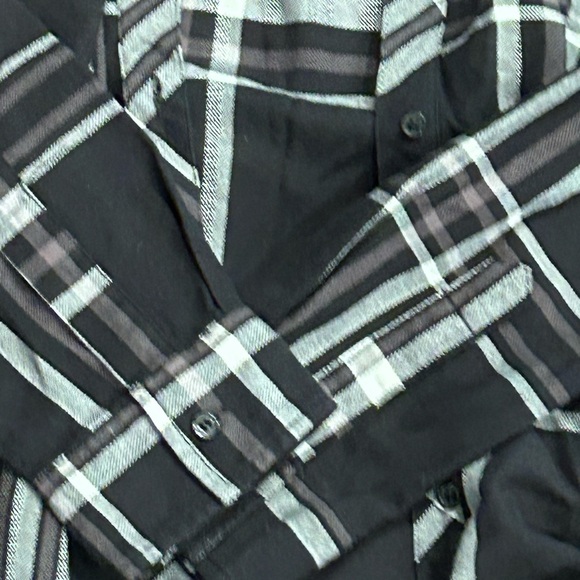 NWT UpCycled Graphic Flannel Jack Skeleton Graphic Flannel Size Petite Medium - Picture 6 of 9